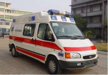 萝北县救护车租赁